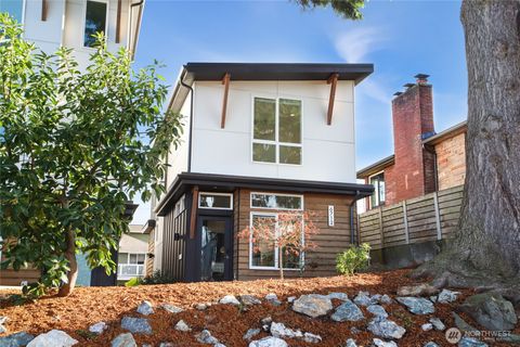 Photo of 6712 36th Avenue SW, Seattle, WA 98126 (MLS # 2477934)