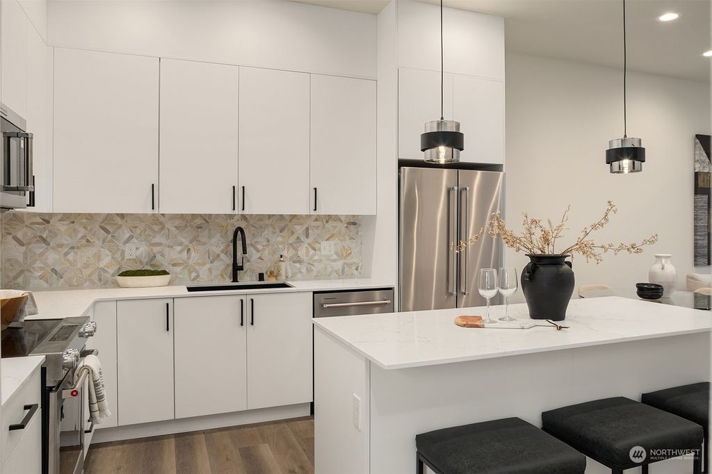 Photo of 1223 Taylor Avenue N #B, Seattle, WA 98109 (MLS # 2270497)