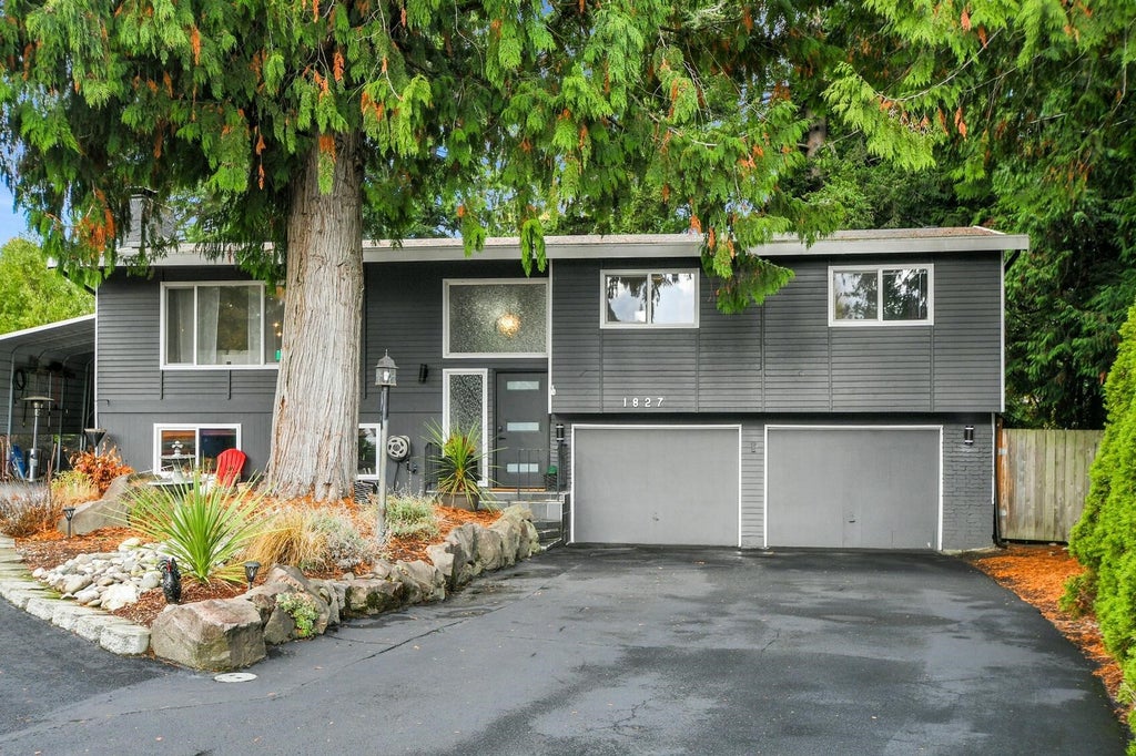 Photo of 1827 224th Street SW, Bothell, WA 98021 (MLS # 2599618)