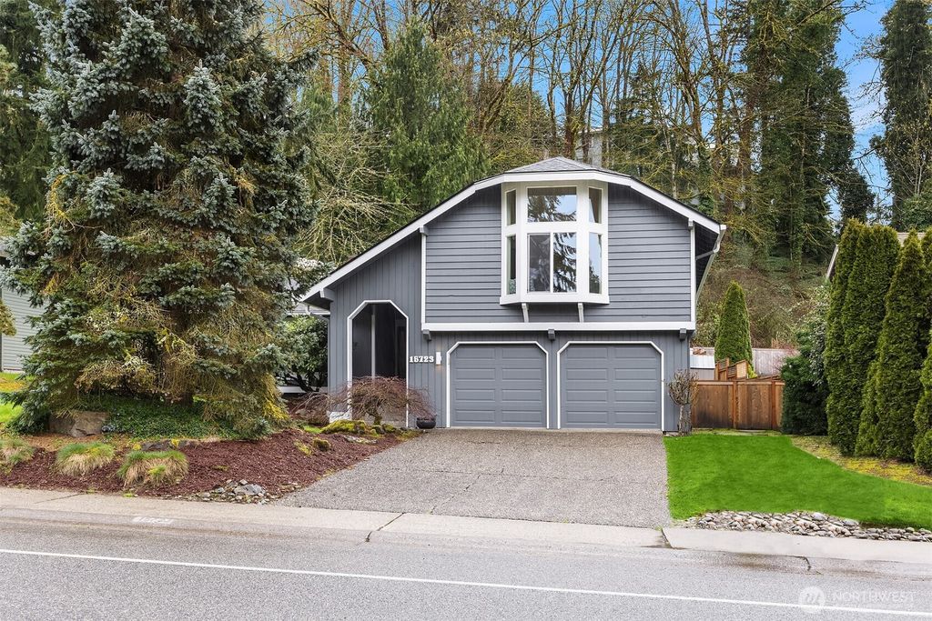 Photo of 15723 SE 46th Way, Bellevue, WA 98006 (MLS # 2352970)