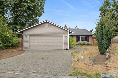 Photo of 12102 NE 107th Street, Kirkland, WA 98033 (MLS # 2431135)