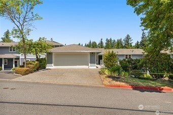 Photo of 4433 Providence Point Place SE #3003, Issaquah, WA 98029 (MLS # 2589981)