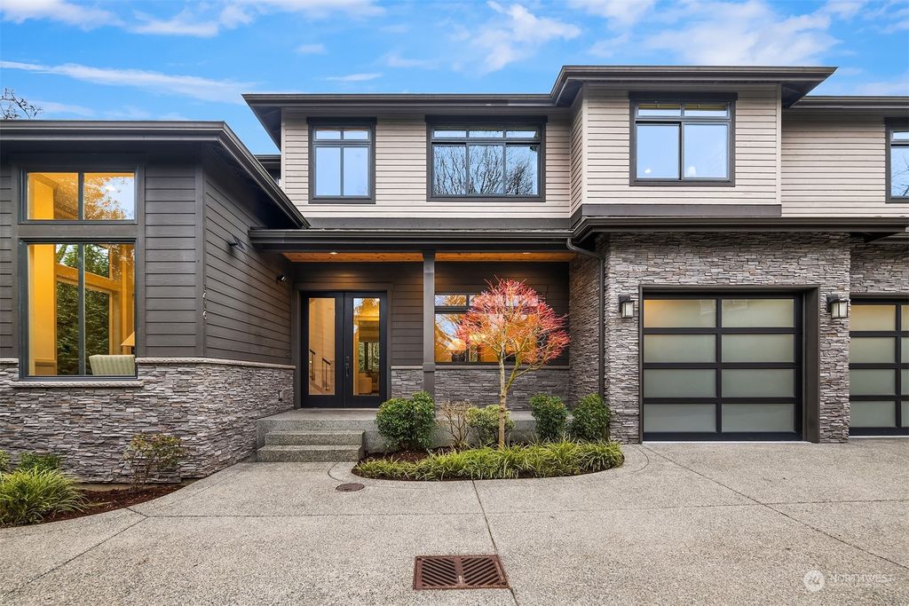 Photo of 1416 104th Avenue SE, Bellevue, WA 98004 (MLS # 2321544)