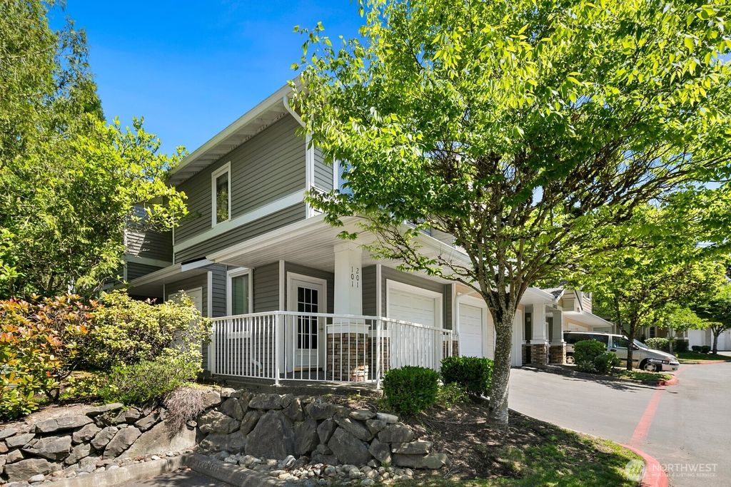 Photo of 22022 42nd Avenue S #101, Kent, WA 98032 (MLS # 2545227)