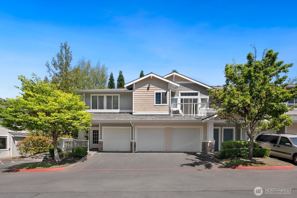 Photo of 22022 42nd Avenue S #101, Kent, WA 98032 (MLS # 2545227)