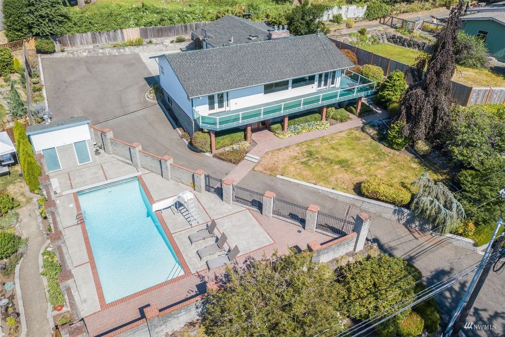 Photo of 18731 Ross Road, Bothell, WA 98011 (MLS # 1979735)