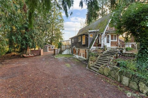 Photo of 9512 210th Avenue E, Bonney Lake, WA 98391 (MLS # 2470162)