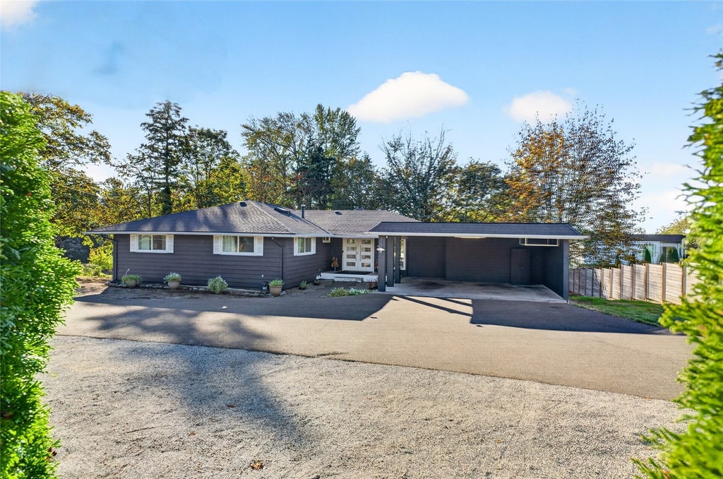 Photo of 30003 112th Avenue SE, Auburn, WA 98092 (MLS # 2593898)