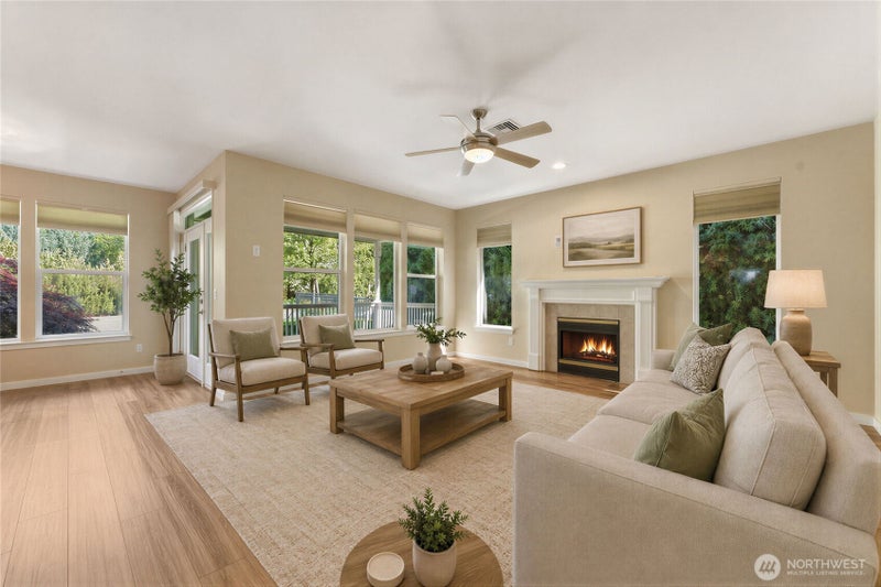 807 SE Covey Court