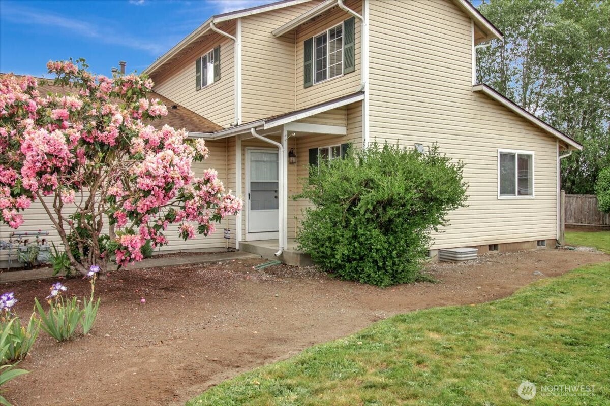 16805 41st Drive NE B