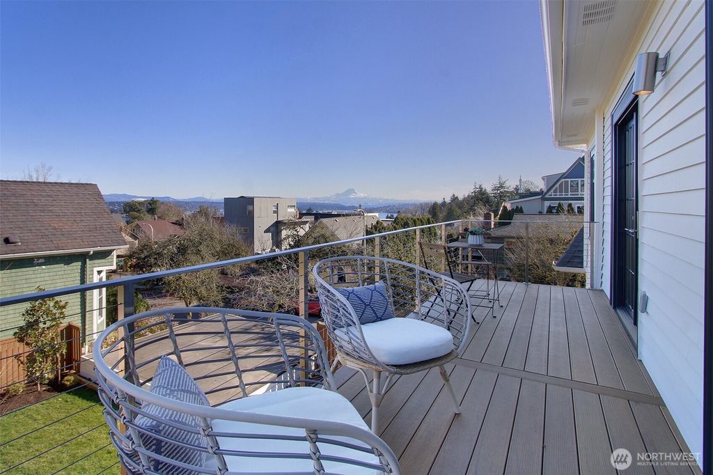 listing image 9361840026813766485