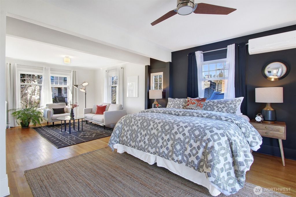 listing image 9361539876374682597