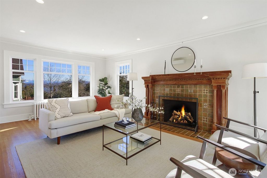 listing image 9362004909415411353