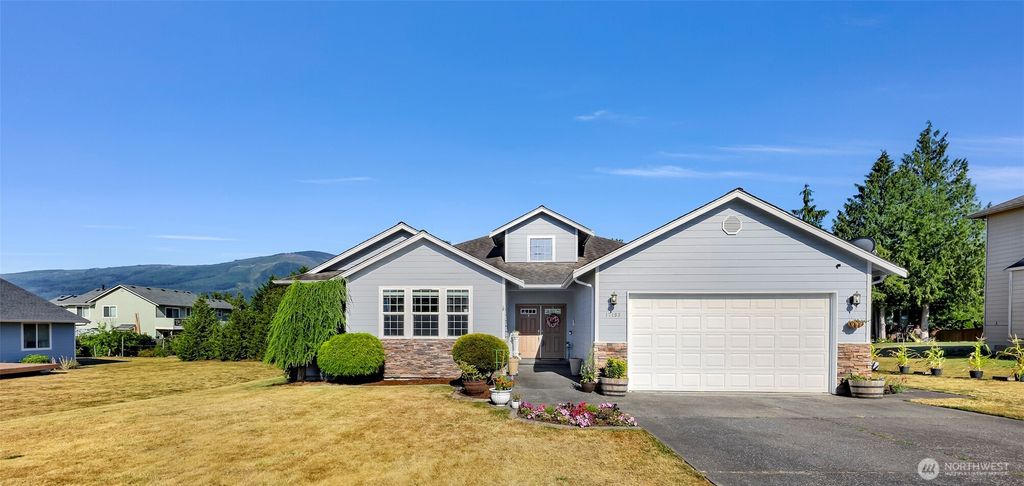 Photo of 17193 River Rock Road, Mount Vernon, WA 98274 (MLS # 2464154)