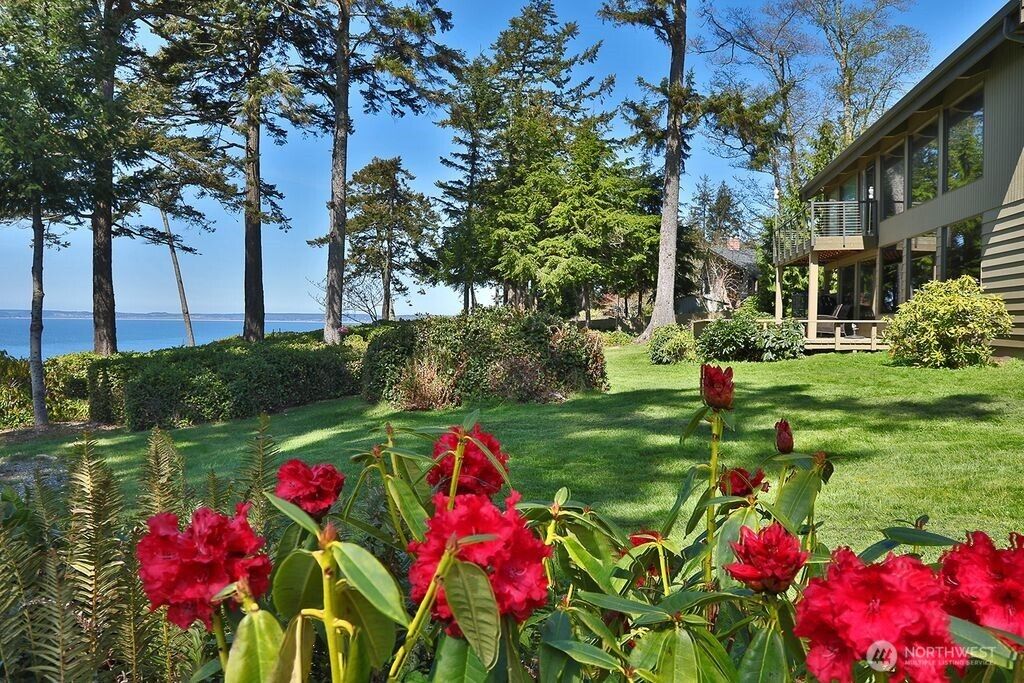 Photo of 3146 Spahr Road, Greenbank, WA 98253 (MLS # 2512685)