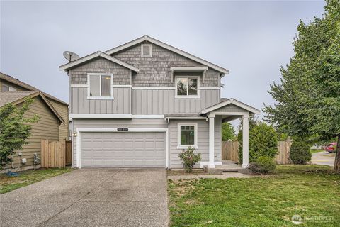 Photo of 7227 180th Street E, Puyallup, WA 98375 (MLS # 2428105)