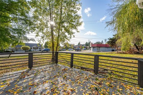 A home in Chehalis