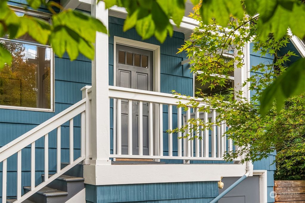 Photo of 8752 Evanston Avenue N, Seattle, WA 98103 (MLS # 2292556)
