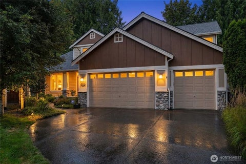 Photo of 17522 SE 186th Way, Renton, WA 98058 (MLS # 2578859)