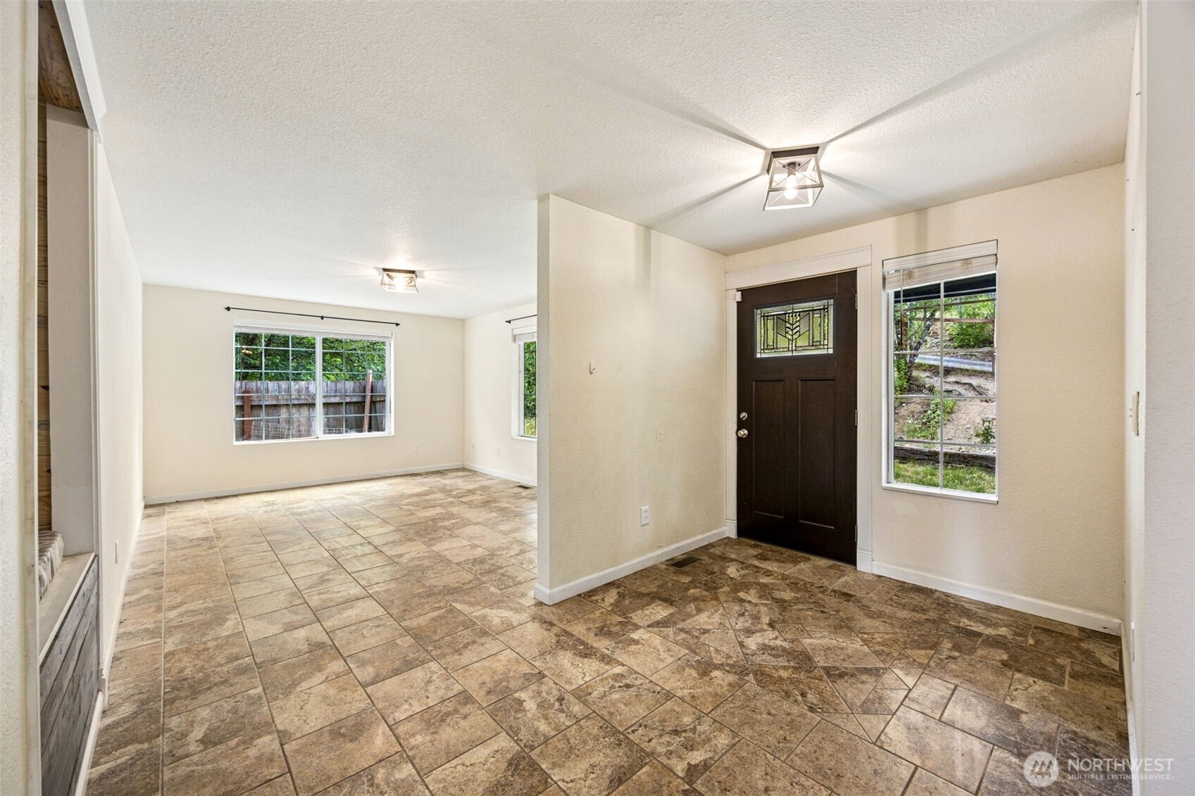 210 E Mossflower Lane