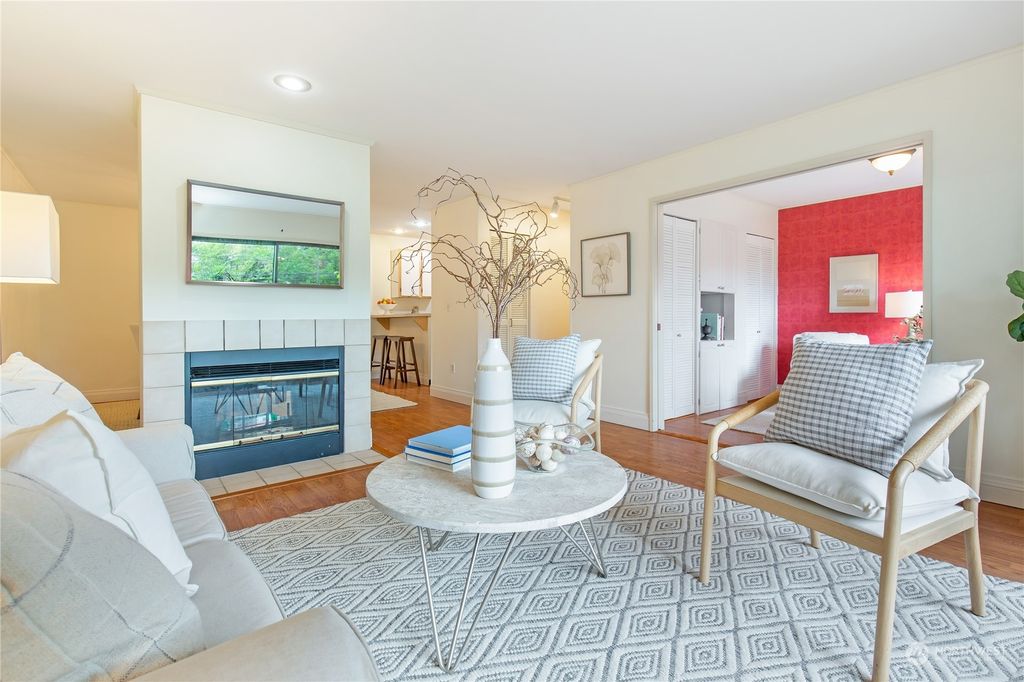 Photo of 5225 50th Avenue NE #106, Seattle, WA 98105 (MLS # 2003548)