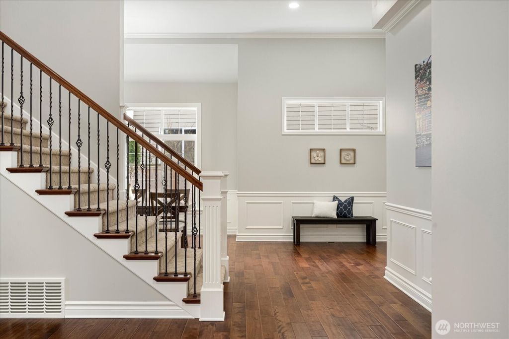 Photo of 27126 SE 13th Street, Sammamish, WA 98075 (MLS # 2334012)