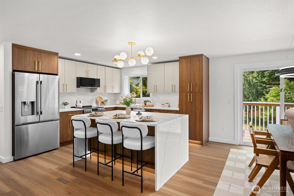 Photo of 15328 56th Avenue W, Edmonds, WA 98026 (MLS # 2542332)