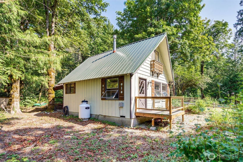 64464 NE 180th Street