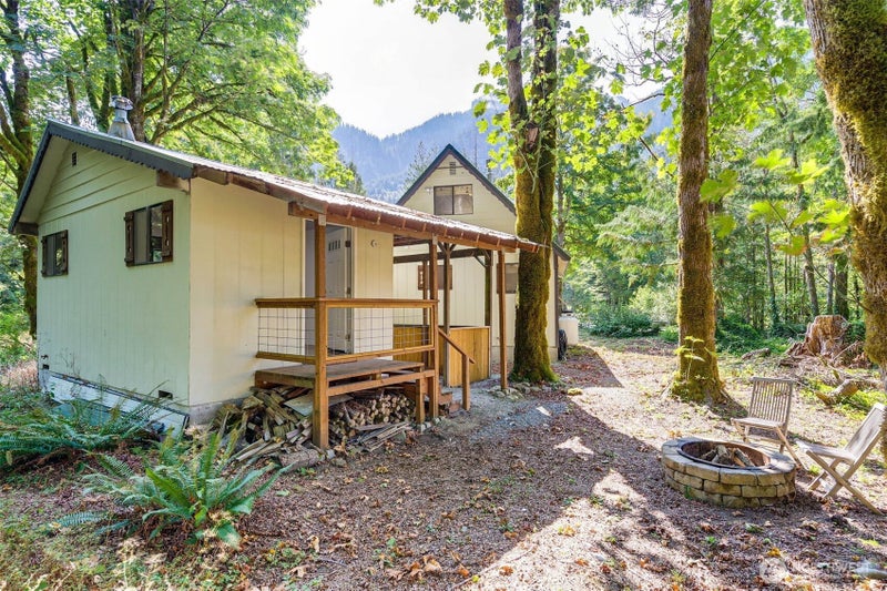 64464 NE 180th Street