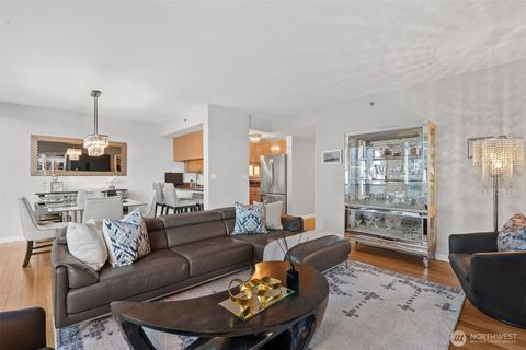 Photo of 177 107th Avenue NE #720, Bellevue, WA 98004 (MLS # 2432408) Photo of 177 107th Avenue NE #720, Bellevue, WA 98004 (MLS # 2432408)