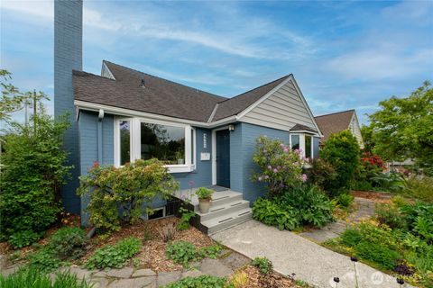 Photo of 4921 24th Avenue S, Seattle, WA 98108 (MLS # 2520157)