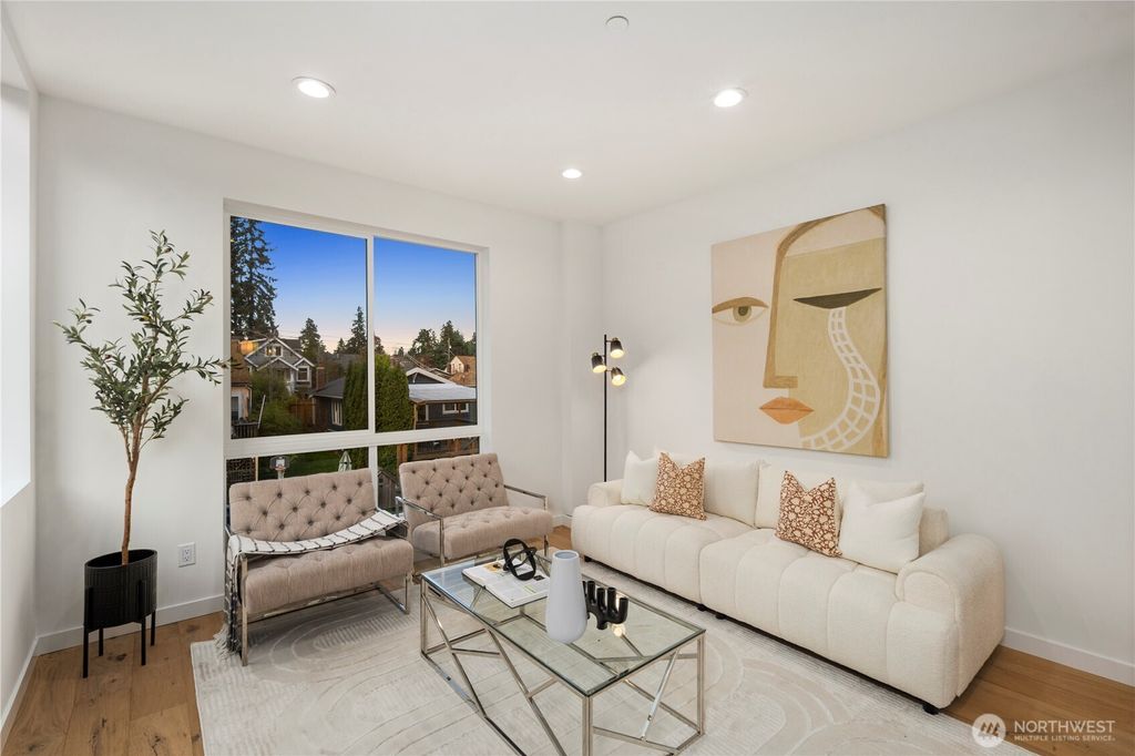 Photo of 528 B N 72nd Street, Seattle, WA 98103 (MLS # 2459323)