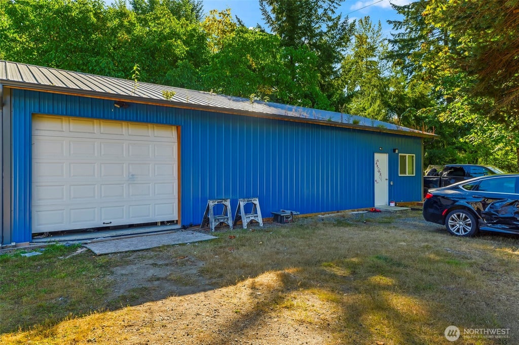 Photo of 13007 Kapowsin Highway E, Graham, WA 98338 (MLS # 2582436)