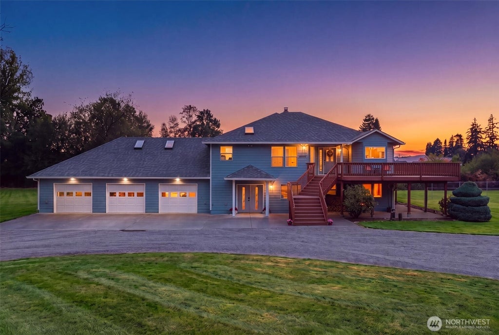 Photo of 39806 NW 64th Court, Woodland, WA 98674 (MLS # 2573190)