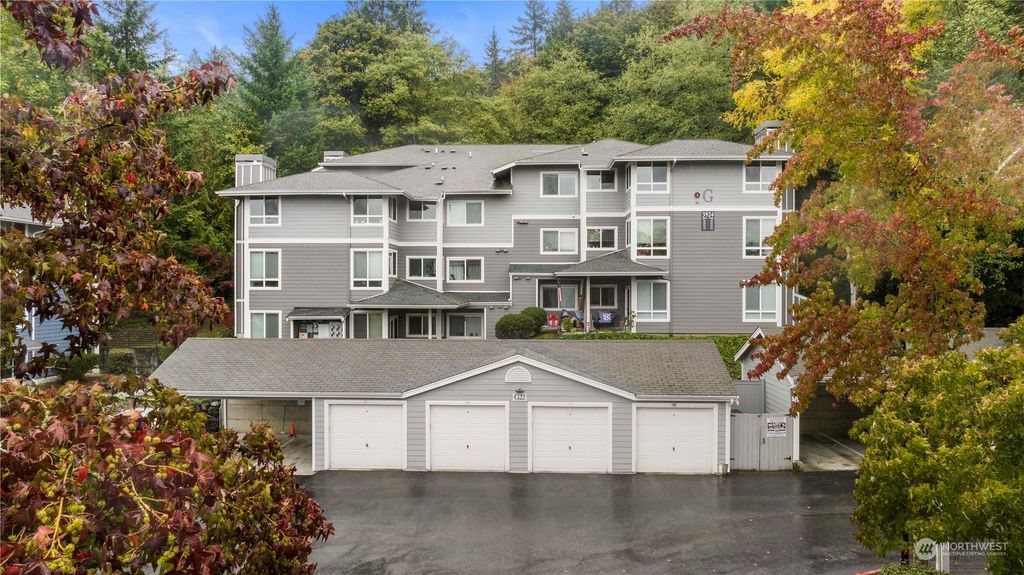 Photo of 3924 243rd Place SE #G-401, Bothell, WA 98021 (MLS # 2172848)