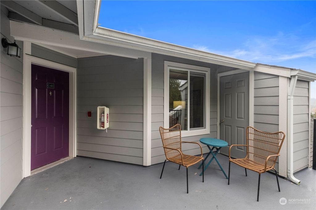 Photo of 3924 243rd Place SE #G-401, Bothell, WA 98021 (MLS # 2172848)