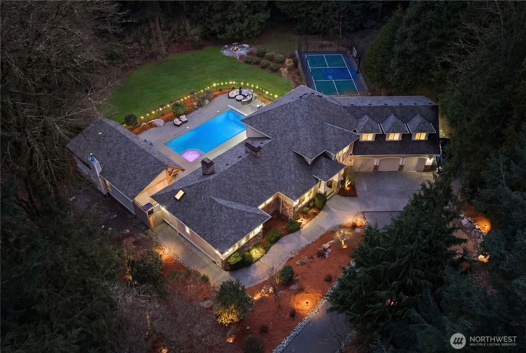 Photo of 21219 SE 39th Street, Sammamish, WA 98075 (MLS # 2486419)