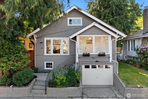 4607 1st Avenue NE Seattle WA 98105