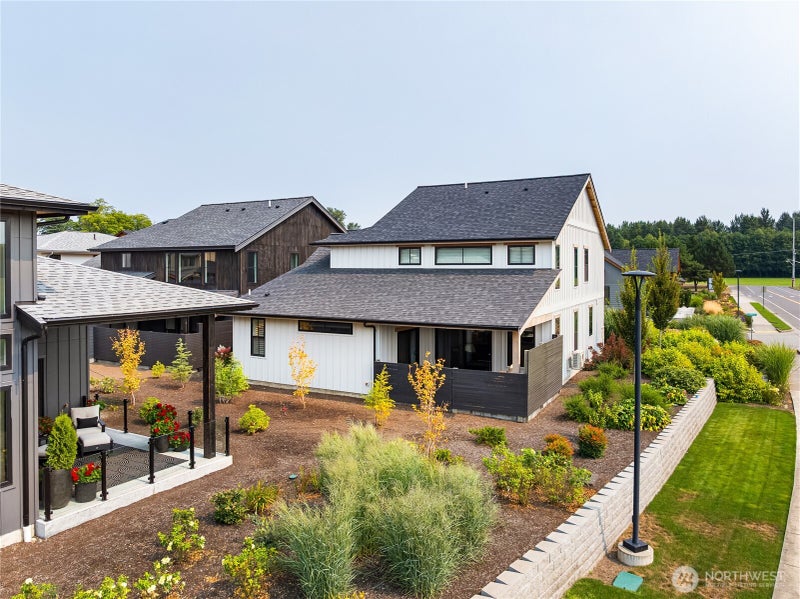 212 Riverwalk Drive