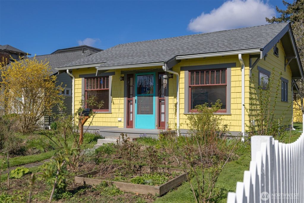 Photo of 2739 Sunset Drive, Bellingham, WA 98225 (MLS # 2504261)