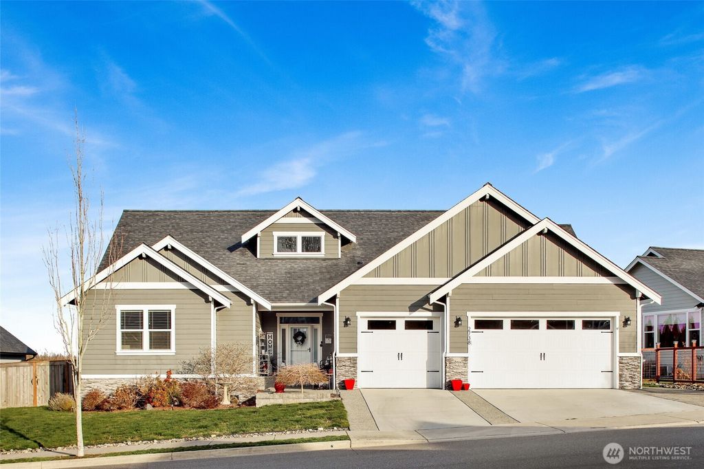 Photo of 2738 Jenjar Avenue, Ferndale, WA 98248 (MLS # 2471178)