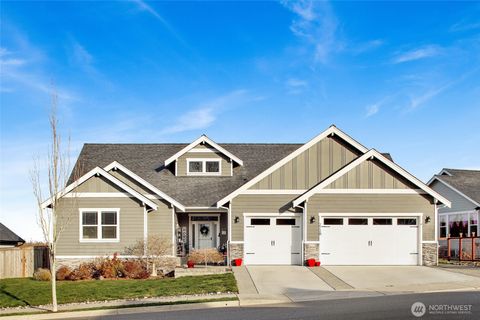 Photo of 2738 Jenjar Avenue, Ferndale, WA 98248 (MLS # 2471178)