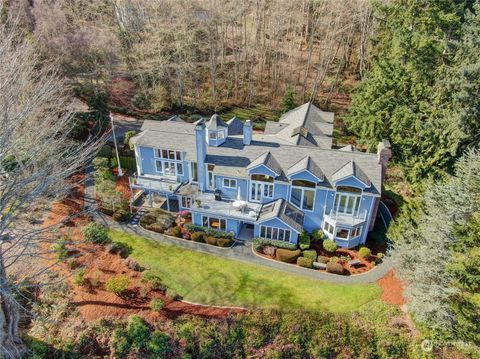 A home in Port Ludlow