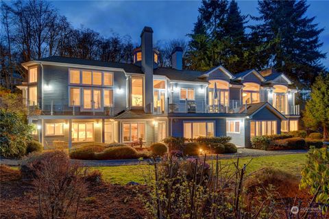 A home in Port Ludlow