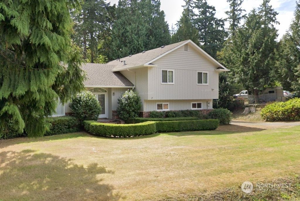 Photo of 2304 N Castle Way, Brier, WA 98036 (MLS # 2147082)