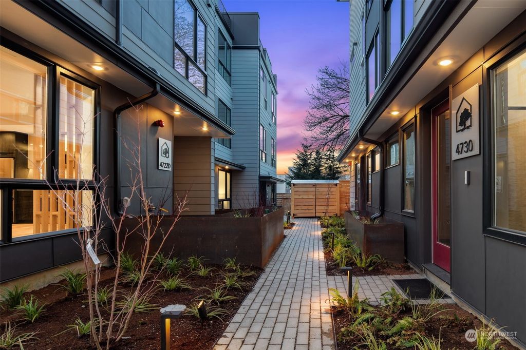 Photo of 4722 38th Avenue S #E, Seattle, WA 98118 (MLS # 2074936)