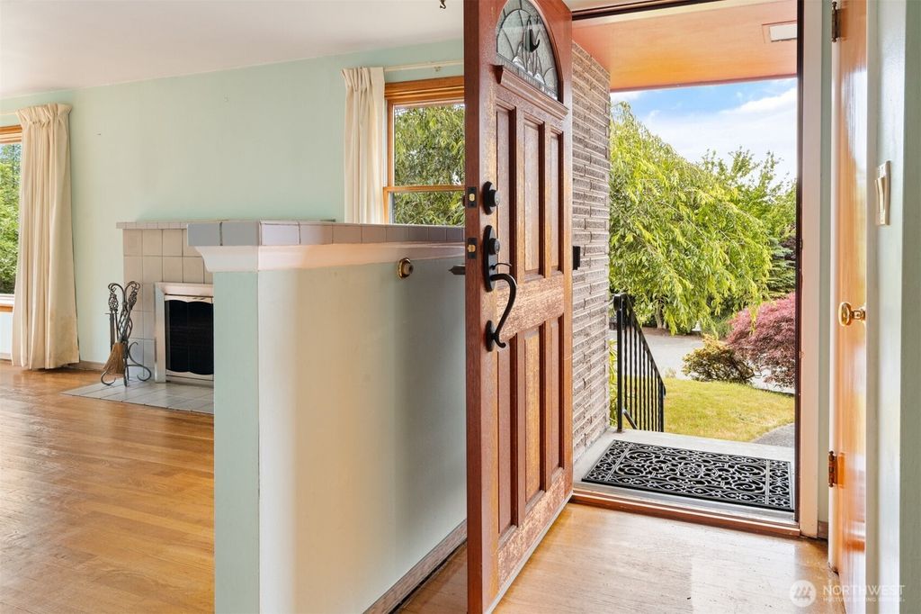 Photo of 1205 NW Woodbine Way, Seattle, WA 98177 (MLS # 2545766)