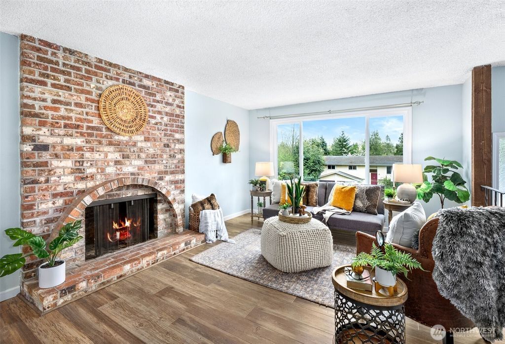 Photo of 20214 12th Drive SE, Bothell, WA 98012 (MLS # 2506908)