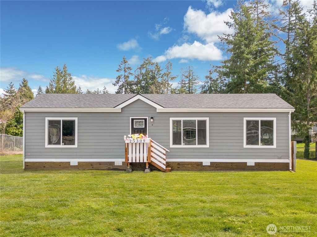 Photo of 25309 52nd Avenue E, Graham, WA 98338 (MLS # 2500796)