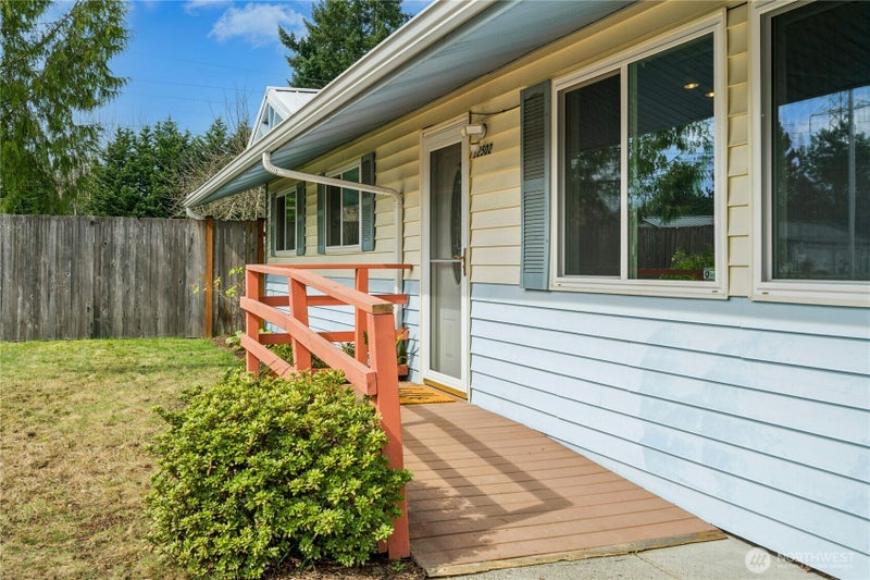 12502 SE 73rd Place